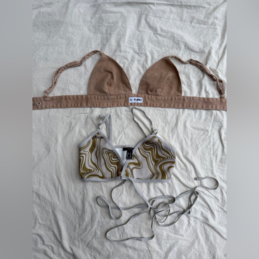 Forever 21 Gold and Cream Swirl crop top